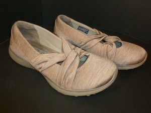 skechers wide fit air cooled memory foam