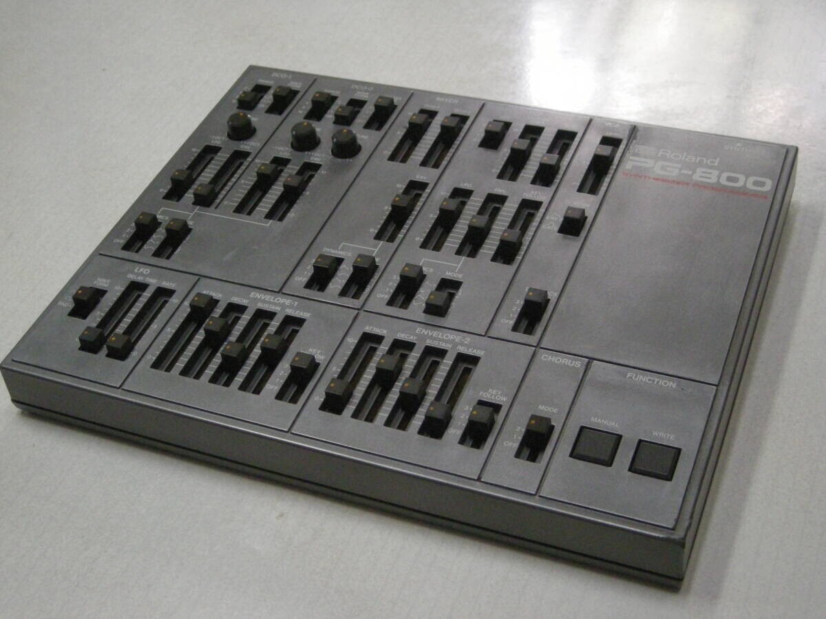 Roland PG-800 JX-8P Dedicated Controller Synthesizer Roland PG-800 JX-8P Dedicated Controller Synthesizer