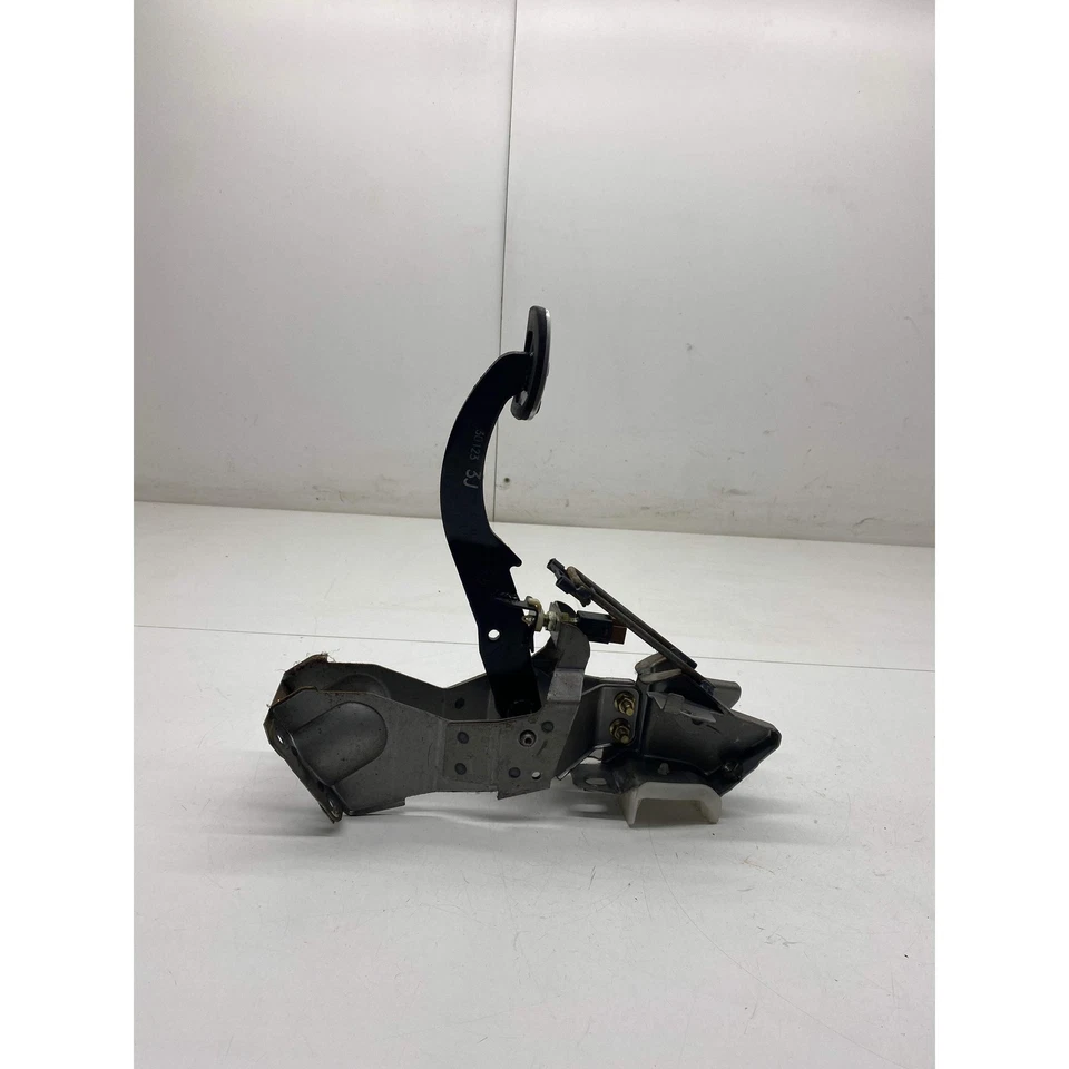 Pedal de freno Subaru Impreza WRX STI 2003 Foto 2 de 4