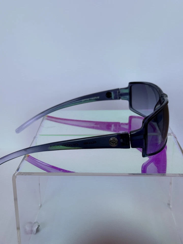 Nuevas gafas de sol para mujer Optic Nerve Suare azules Foto 3 de 4