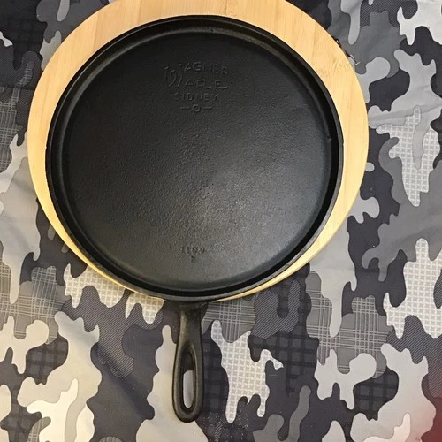 Wagner Sidney -0- 1109 Cast Iron Griddle