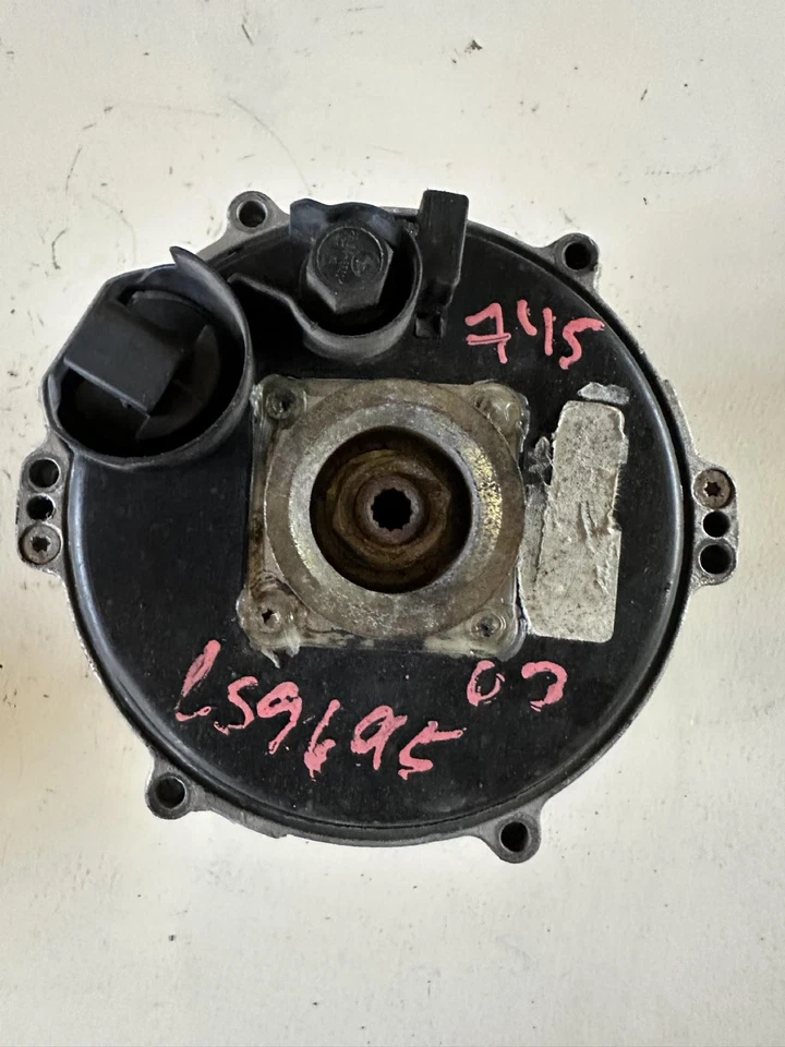 BMW 745Li 745i N62 2002-2005 OEM refrigerado por agua alternador generador 180A Foto 2 de 4