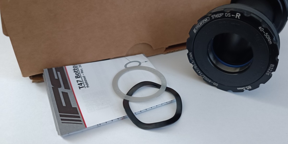 FSA bottom bracket T47 threaded 85.5 Road 24 Shimano spindle axle