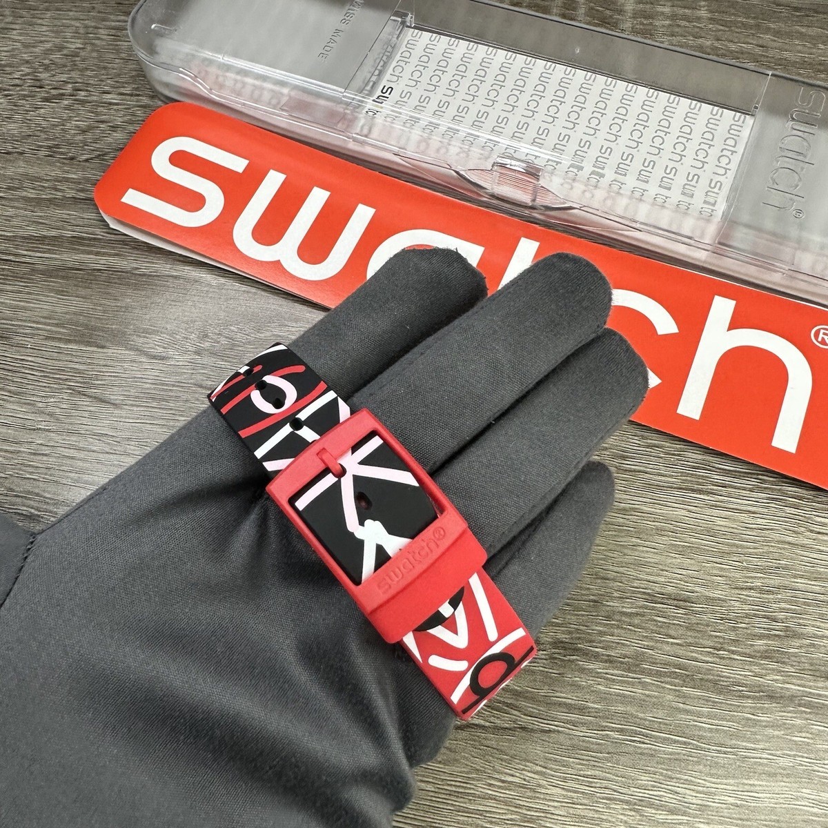 NEW✓LIMITED EDITION✓ Swatch MASK PARADE Silicone Unisex  display picture 1