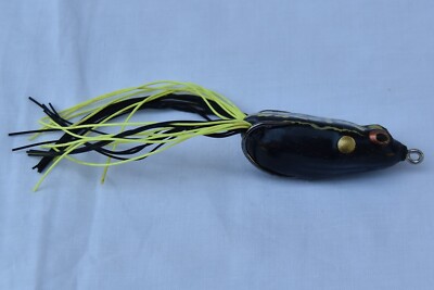black frog fishing lure Vega Hush - Magic Topwater SKU 20402578 Bigfish fishing frog fishing lure