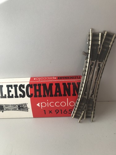 LAS-1026 (1-2) Fleischmann Spur N Piccolo Kreuzungsweiche 9165 R Weiche OVP | Zustand: Gebraucht