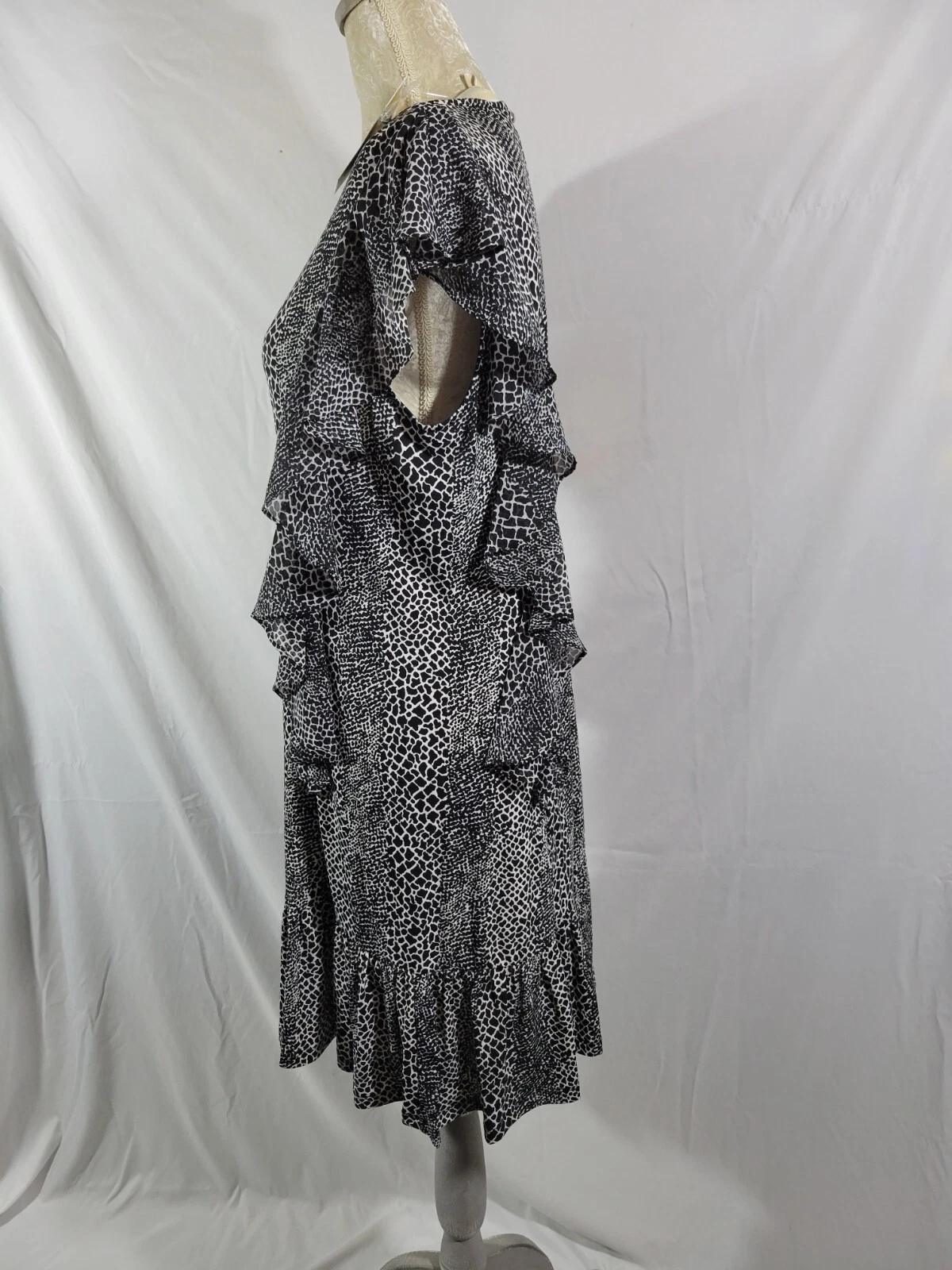 Abito Michael Kors Corto Bianco & Nero Taglie disponibili: L NWT MS08ZMJECZ