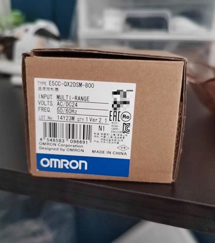 Omron E5CC-QX2DSM-800 Temperature Controller 24VAC/DC Brand Free Ship - Picture 3 of 4