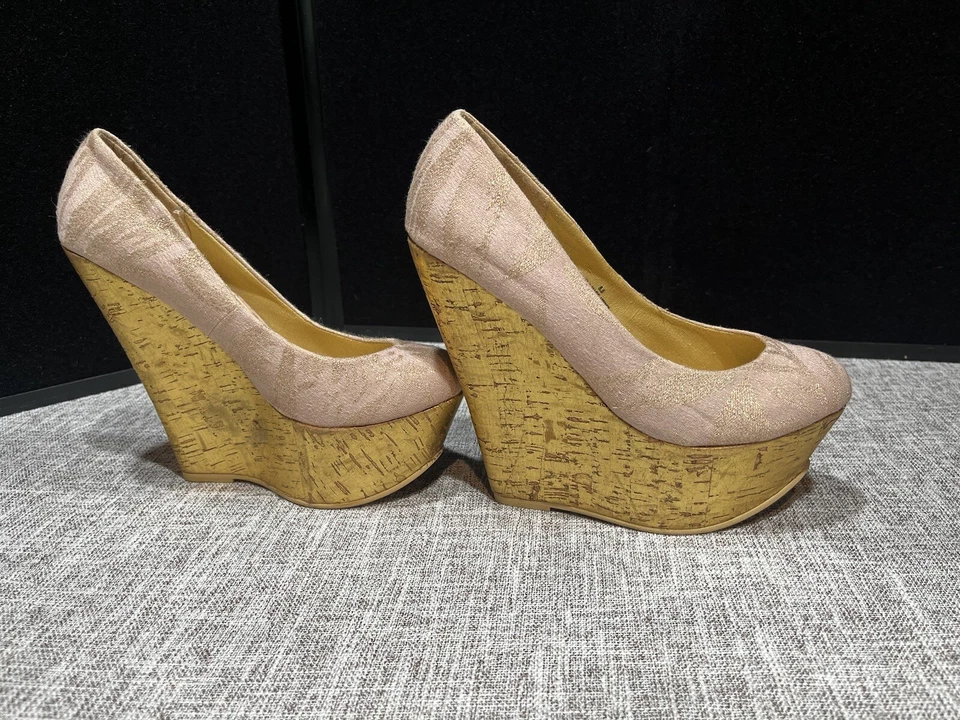 Zapatos de salón Lovely People talla 8,5 para mujer con cuña de tacón alto rosa/dorado plataforma Foto 3 de 4