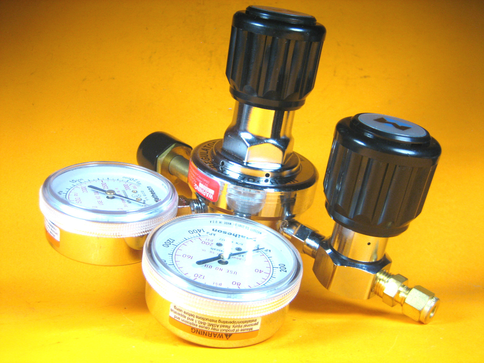 Matheson PE3104350 High Purity Regulator for Nitrogen + Insert Gases