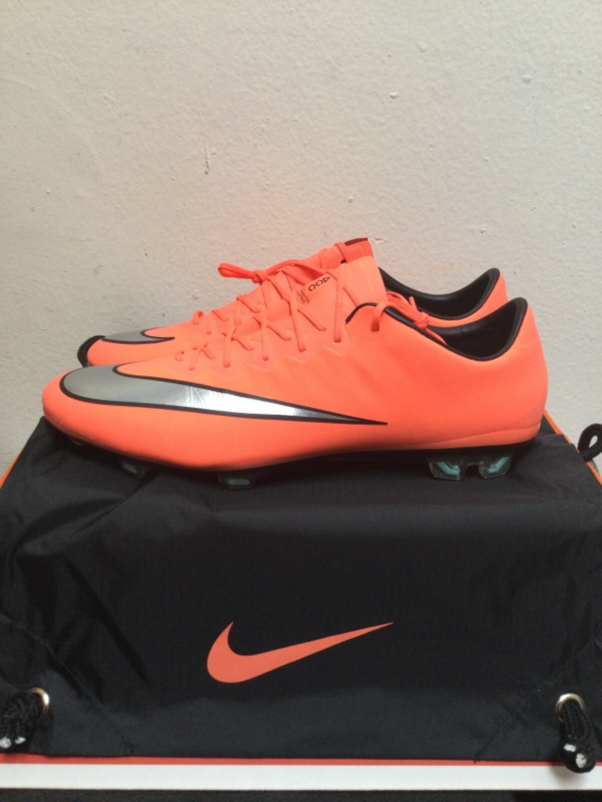 nike vapor x mango