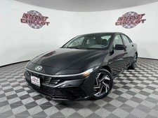 2025 Hyundai Elantra SEL Convenience Sedan 4D