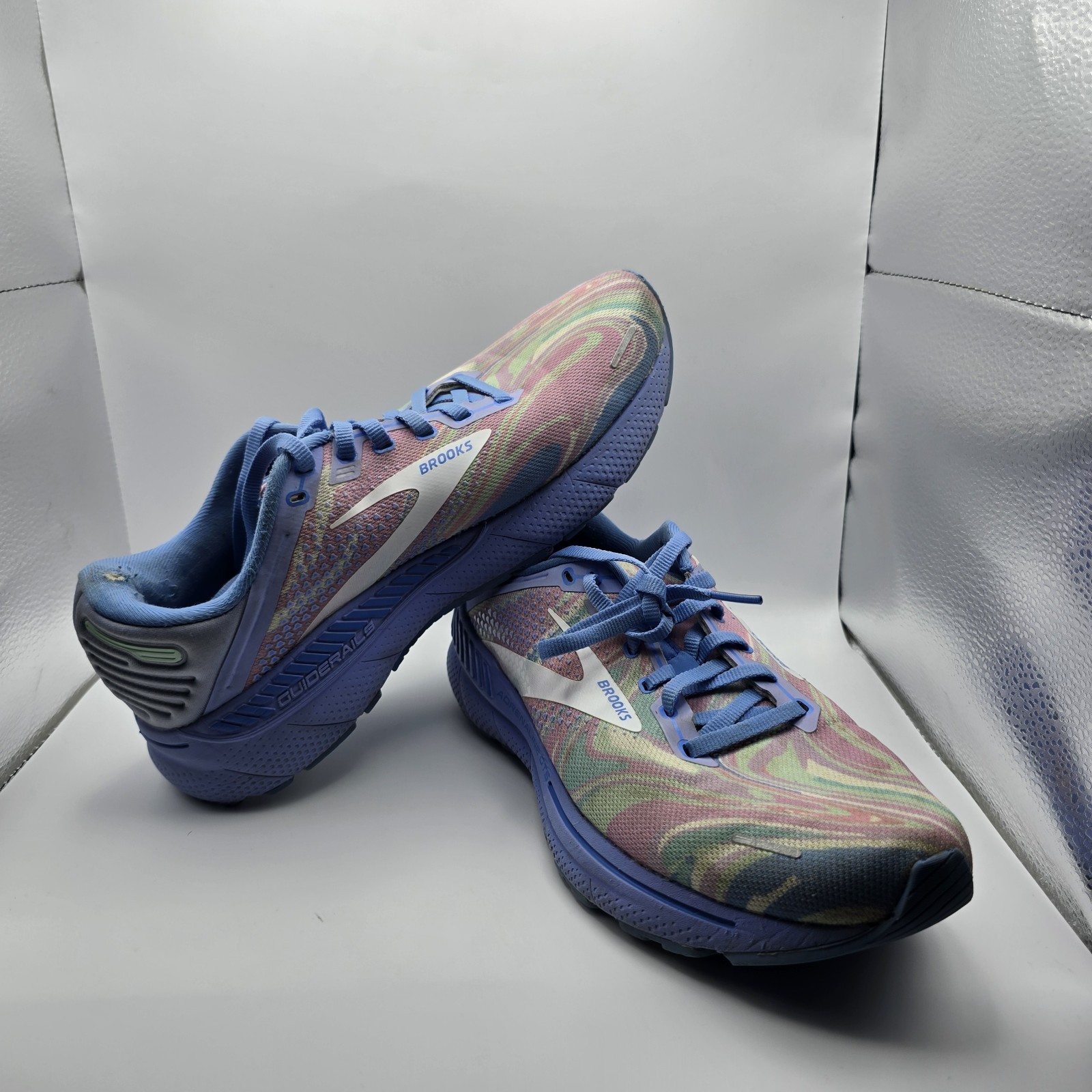 Brooks Adrenaline GTS 22 Women’s Running Shoes Size 10 Blue Multicolor Athletic