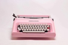 SALE! - Olivetti Lettera 35 Pink Typewriter, Vintage, Mint Condition, thumbnail