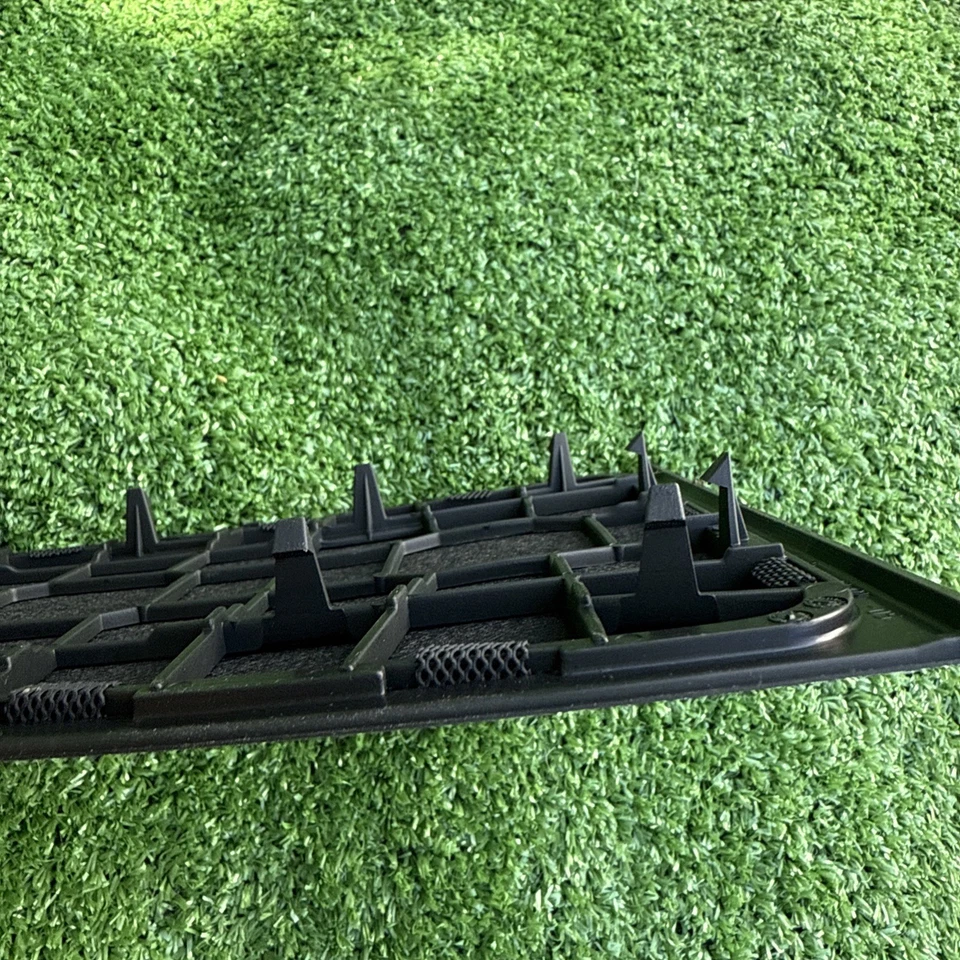 BMW 320i xDrive 2012-2015 tablero central delantero cubierta de altavoz parrilla moldura OEM Foto 3 de 4