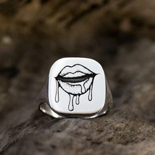 Dainty Lips Engraved Signet Ring 925 Sterling Silver Ring US Duty Free
