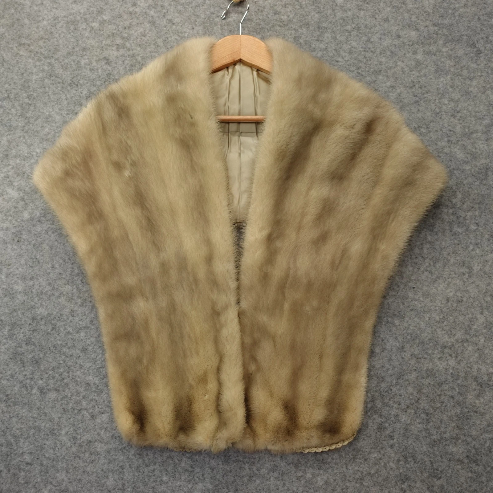 Real Mink Fur Shawl Wrap Womens Champagne Fuzzy Scarf Ribbon Trim Mob Wife 12x48