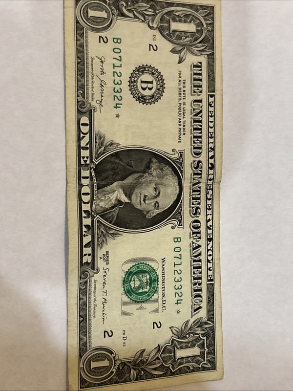 2017 B07123324*  (ONE DOLLAR) *STAR* NOTE