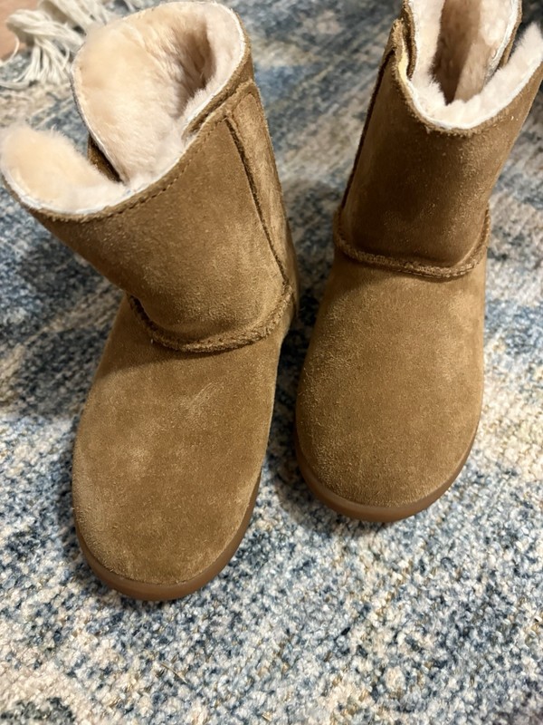 UGG - Girls 10 Toddler - Honey Brown Suede Exterior + Soft Shearing Interior