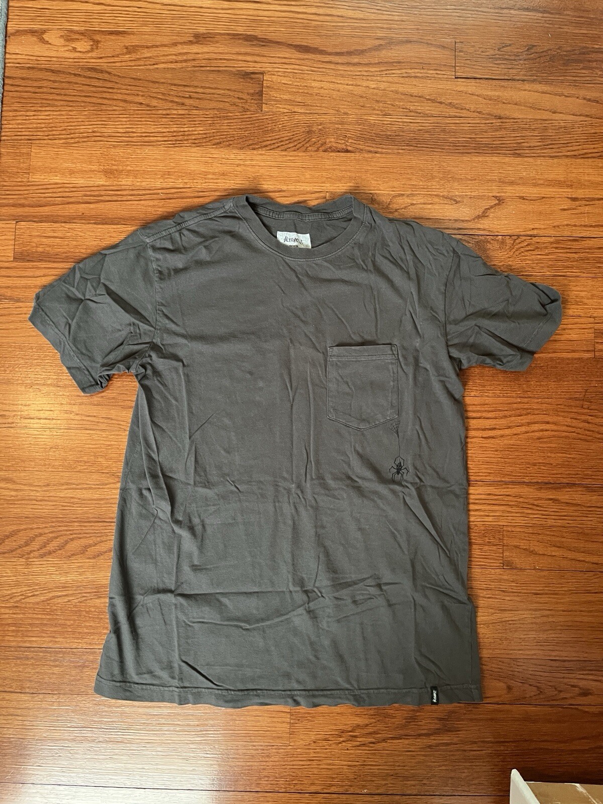 Picture 2 of 3