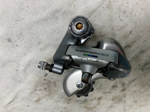 Dérailleur Arrière Shimano 600 Tricolor RD-6400 – 8 Vitesses – Années 80 – Occasion