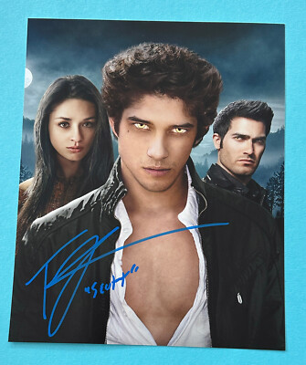 Tyler Posey  -  TEEN WOLF   - signed, original Autogramm !!!