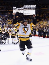 Matt Cullen PITTSBURGH PENGUINS UNSIGNED 8x10 Photo A