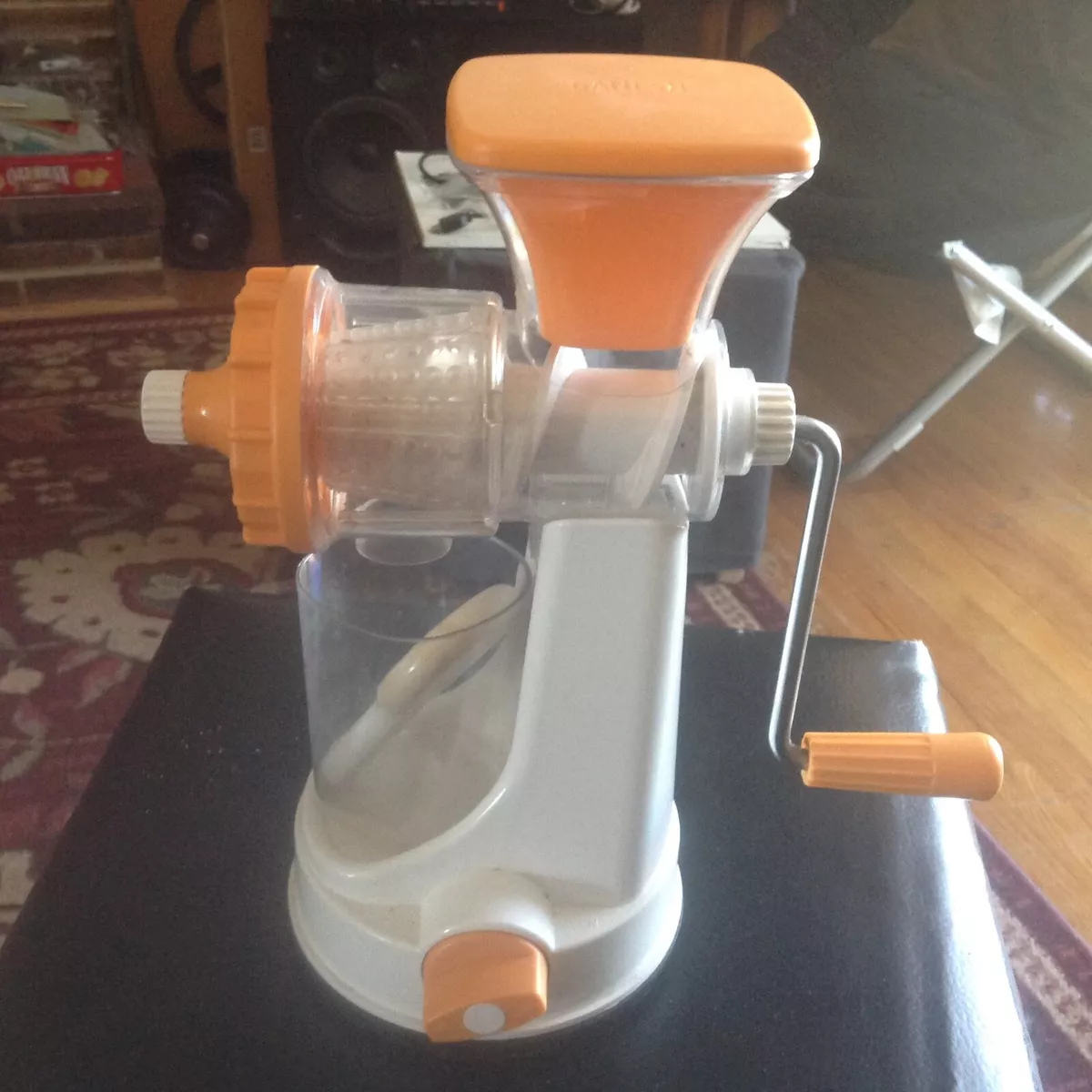 Ganesh Fruit Vegetable Steel Handle Juicer Blue Color May