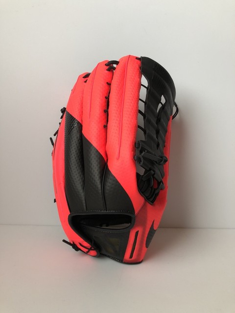 red nike baseball glove