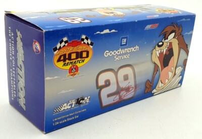 Miniature Action 1/24 - Chevrolet Monte Carlo 2002 #29 Looney Tunes Goodwrench - Occasion