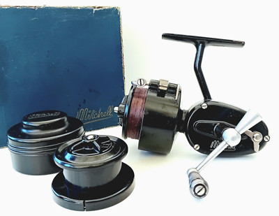Vintage Angelrolle Mitchell Half Bail Arm 3. Version mit Box Spule & Dose sehr guter Zustand