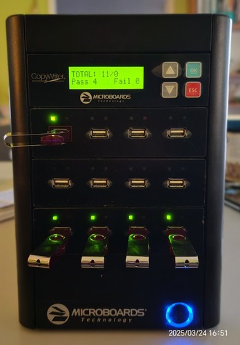 Used MICROBOARDS Standalone 1 to 11 USB Drive copier/duplicator - Picture 9 of 11