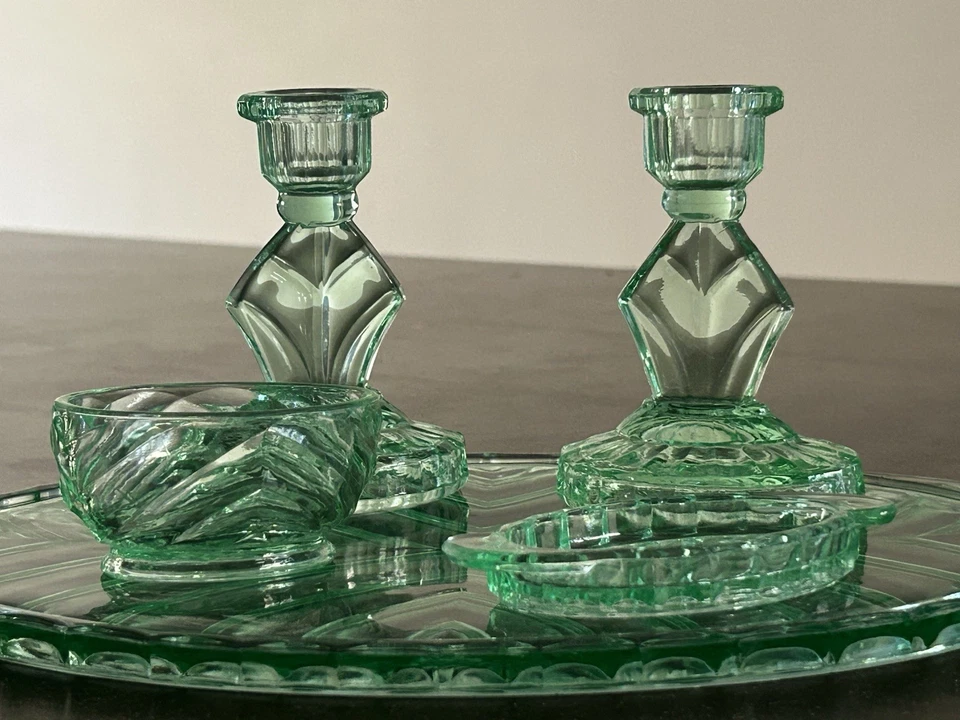 Walther & Söhne Uranium Glass 4 Piece Vanity Set Depression Glass VGC 1930s - Image 4 of 4