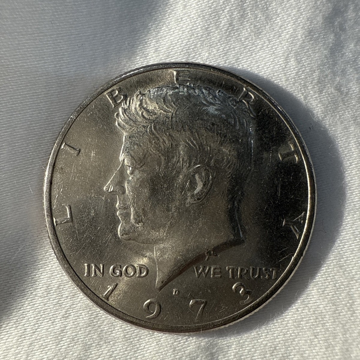 ロサンゼルス・ドジャース JFKハーフダラー 🔥 ULTRA RARE 1973 JFK Kennedy Half Dollar “D” Mint Mark - Denver