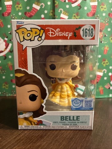Funko Special Ed Pop Disney Belle #1618 Winter Outfit Christmas w/Protector MINT