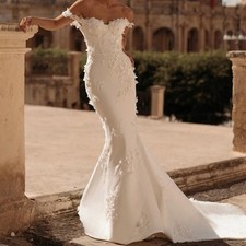 Trendy Off Shoulder Lace Wedding Dresses Sweetheart Mermaid Applique Bridal Gown