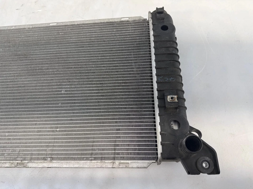 2018-2020 GMC Yukon XL 1500 Aluminum Radiator OEM - Image 3 of 4