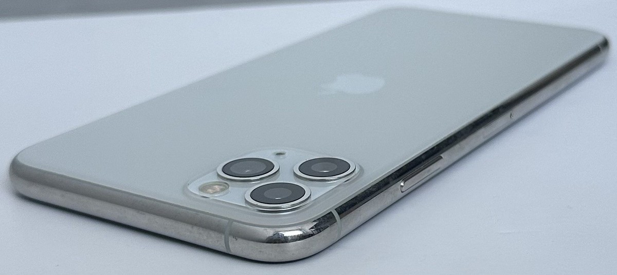 iPhone 11 Pro Max 256GB Silver - (Unlocked) 190199382794 | eBay UK
