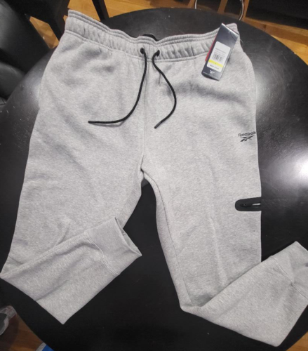 Reebok Men's Knit/Radar Grey Heather Fleece Sweat Pants/Jogger NWT Sz Lg