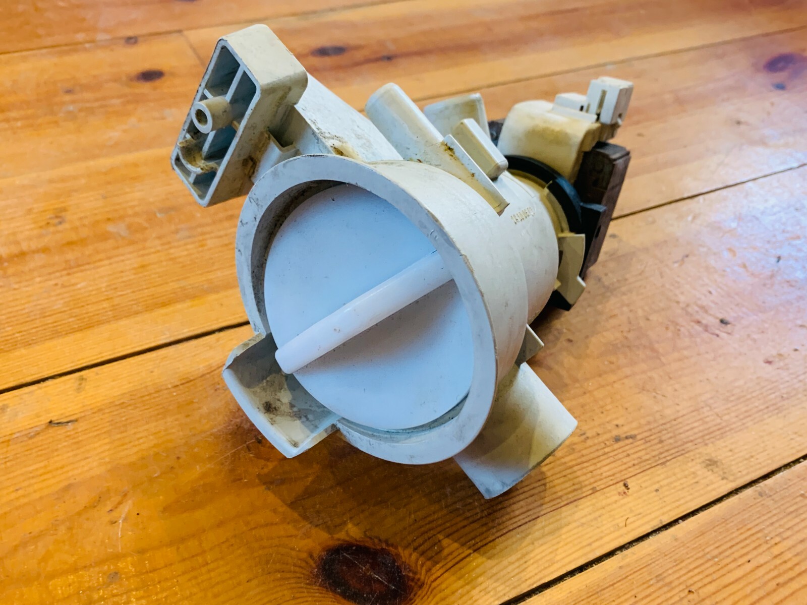 Miele Dishwasher Drain Pump Part 05053800 BE 30 B5038 WITH HOUSING