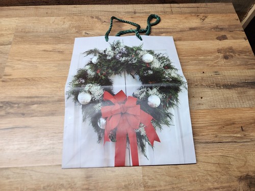 Christmas Gift Bags Wrapping Paper Tissue, More - BIG LOT - New, Used, All Good! - Picture 7 of 12