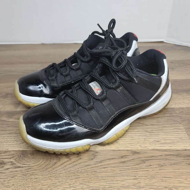 jordan 11 low infrared 23