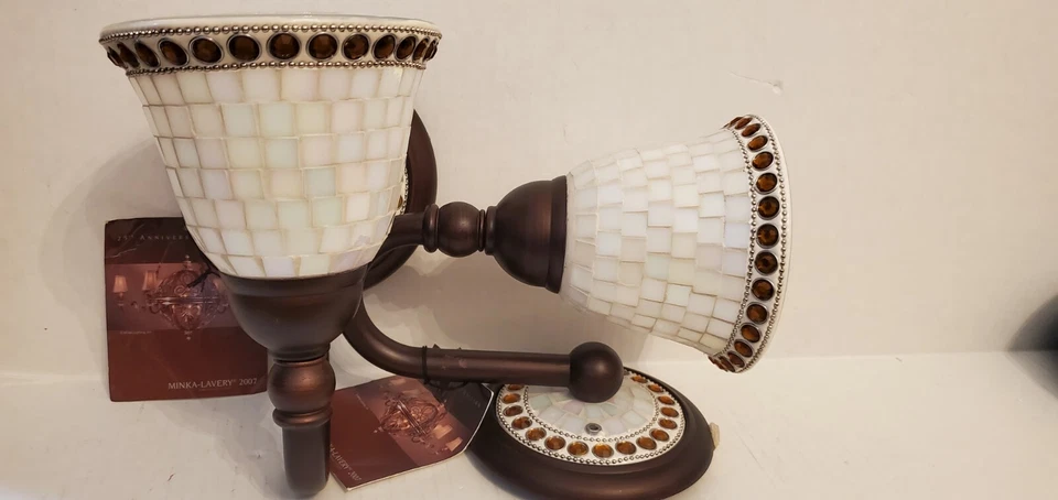 Par de apliques ligeros Minka Lavery - bronce Foto 3 de 4