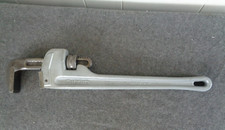 RIDGID 18" Heavy Duty Aluminum Pipe Wrench 818