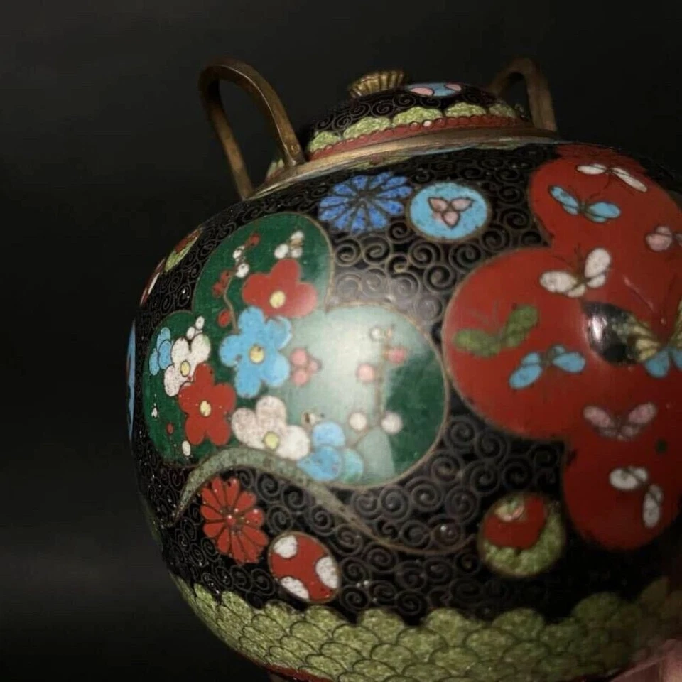 Quemador de incienso de tres patas con motivo de flor arabesca cloisonné cobre Meiji Foto 2 de 4