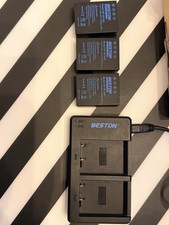 Fuji XT-3 5 Batteries 2 new  3 used Two Chargers 1new 1used Fuji XT3 Camera