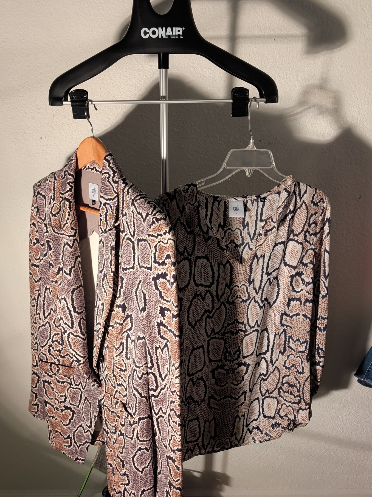 Cabi Jacket/Blouse Combo Size S Python Print Long… - image 1