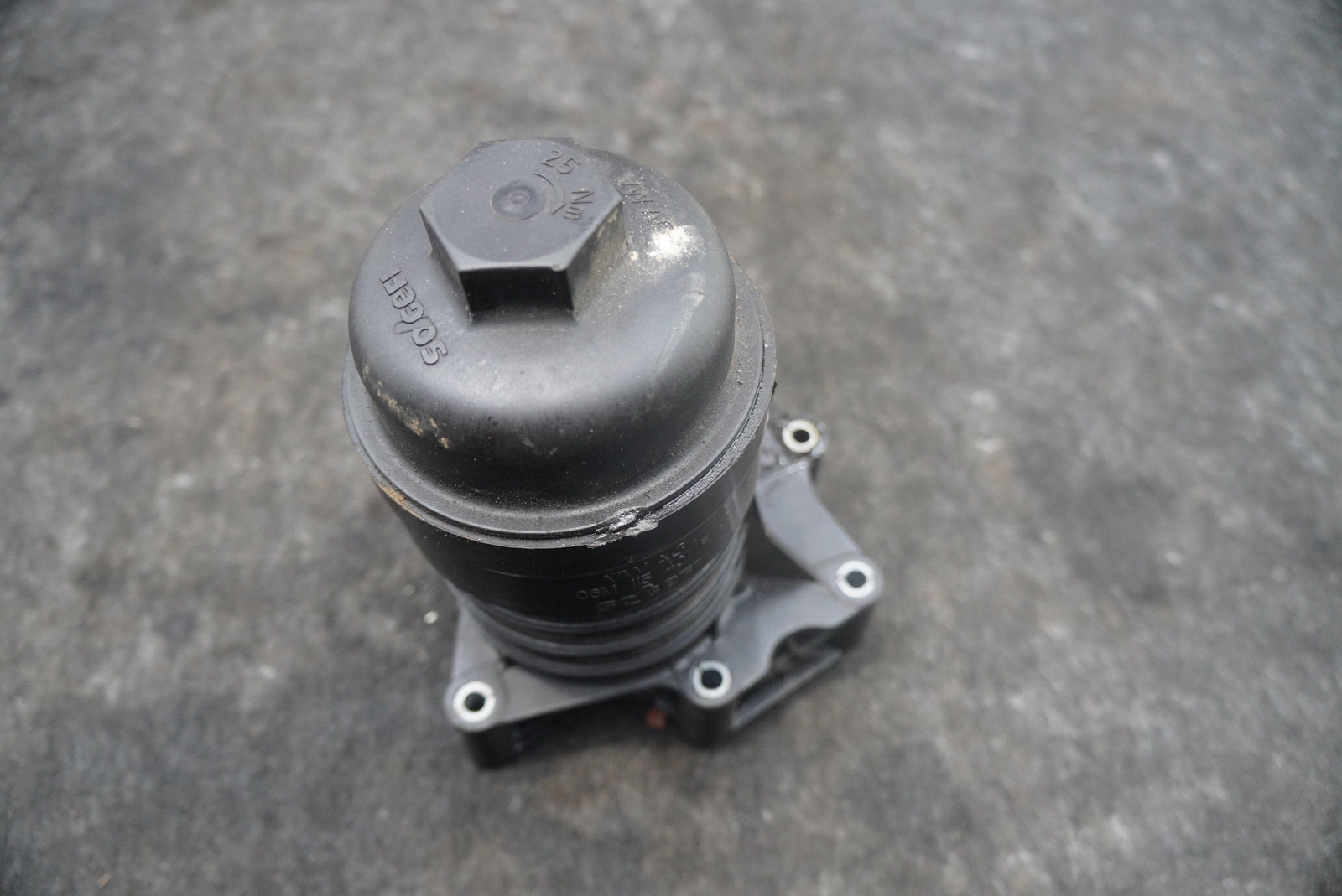 Engine Oil Filter Housing 06M115401F OEM Lamborghini Urus 2019