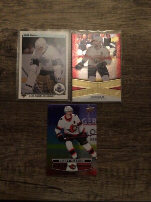 Lot Of 25 Hockey Cards (Assorted Brands And Years)