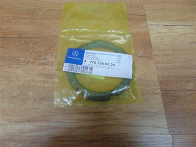 Brand New Slotted Nut Genuine Mercedes 730/745/770 - A9763560026 